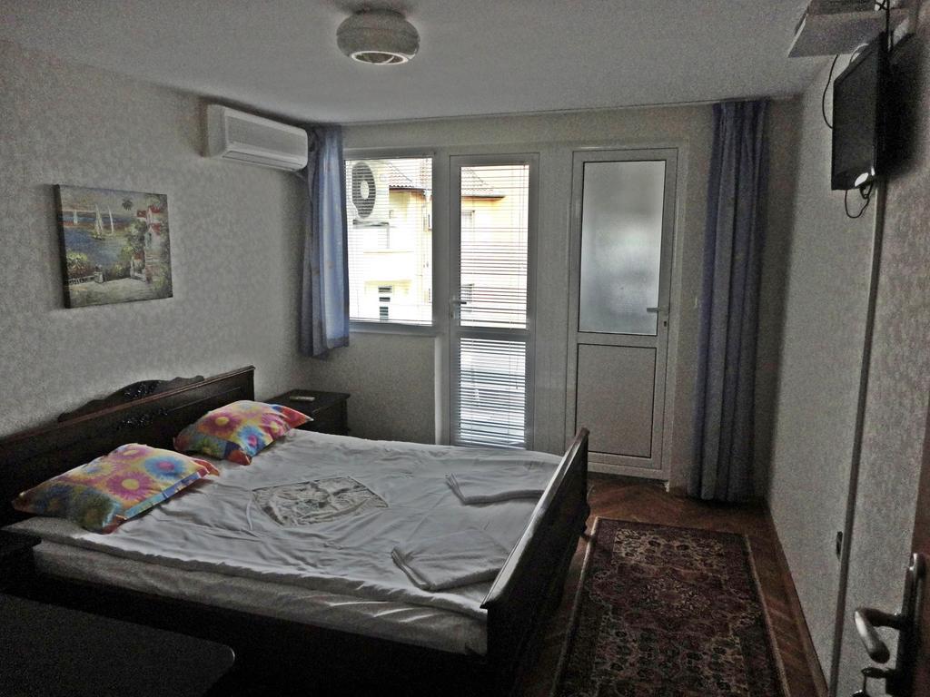 Guest Rooms Casa Luba Светий Влас Номер фото