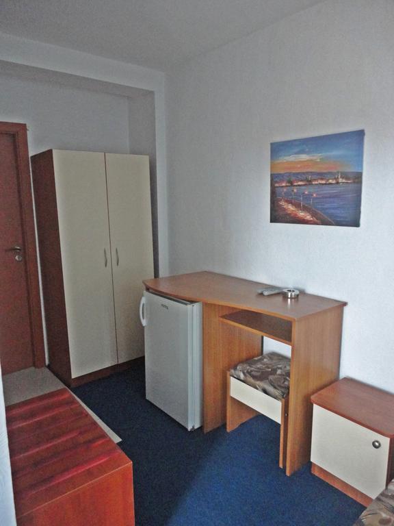 Guest Rooms Casa Luba Светий Влас Номер фото