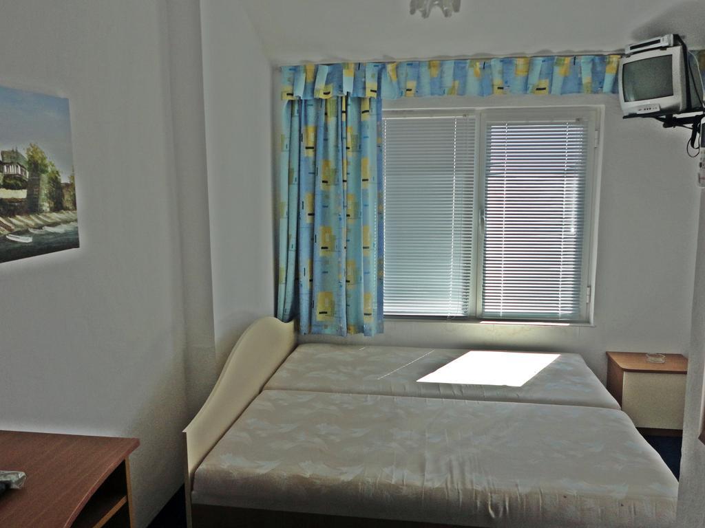 Guest Rooms Casa Luba Светий Влас Номер фото
