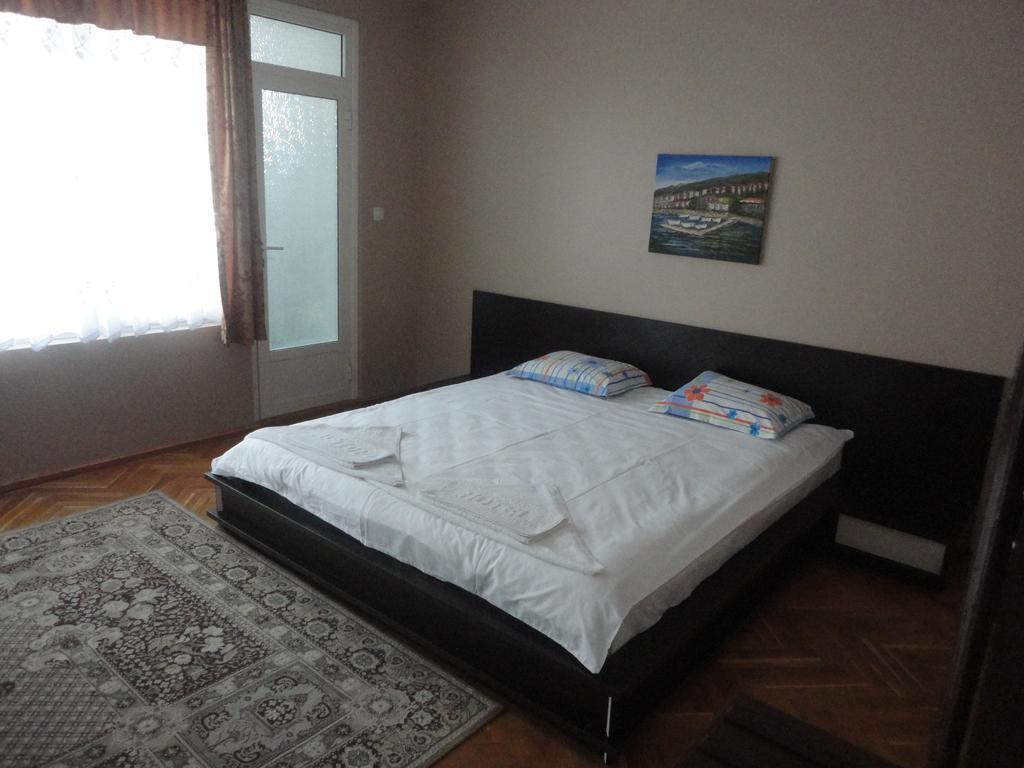 Guest Rooms Casa Luba Светий Влас Номер фото