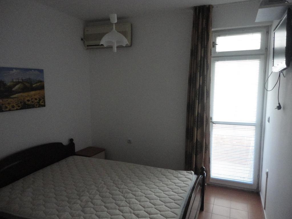 Guest Rooms Casa Luba Светий Влас Номер фото