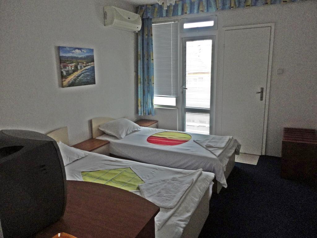 Guest Rooms Casa Luba Светий Влас Номер фото
