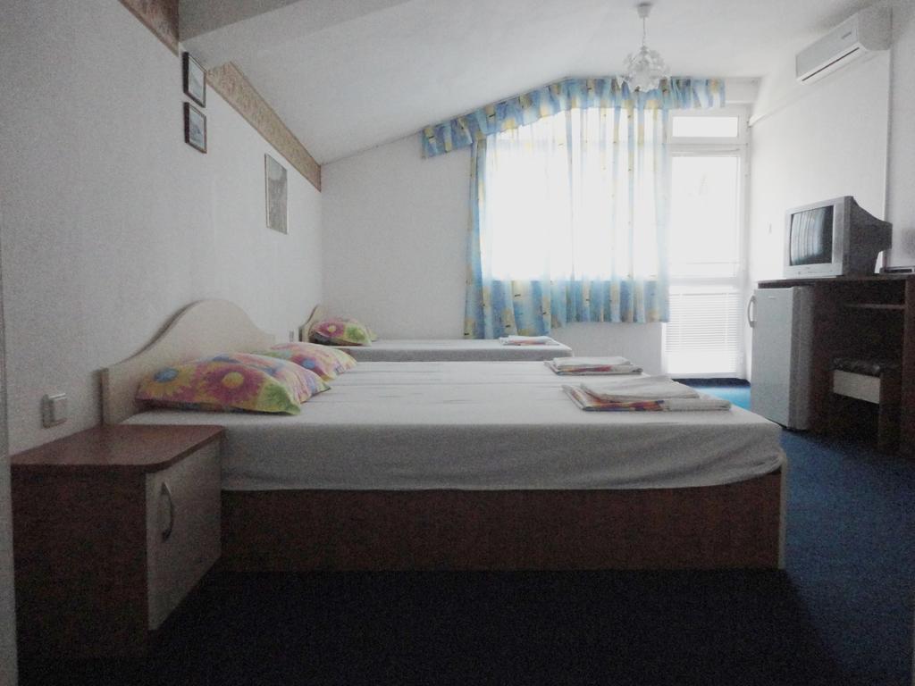 Guest Rooms Casa Luba Светий Влас Номер фото